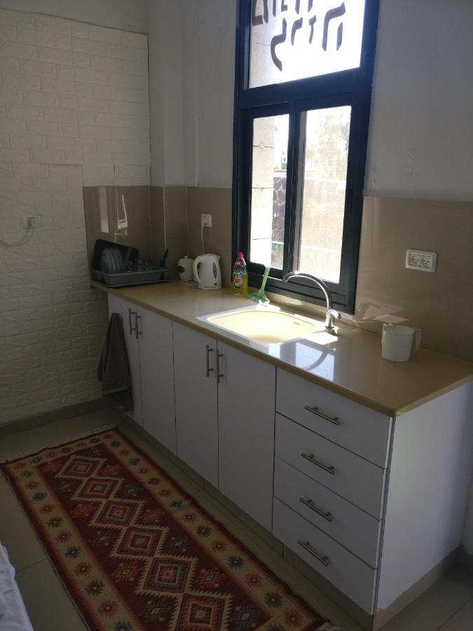 شقة פינה שקטה דקה הליכה לכנרת והטיילת طبريا المظهر الخارجي الصورة